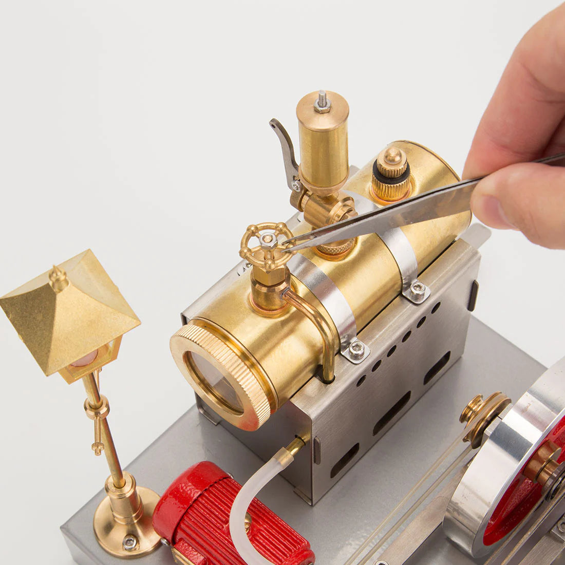 RETROL SE-02 Metal Steam Engine with Horizontal Boiler Model Kit and Generator Street Lamp (100PCS)